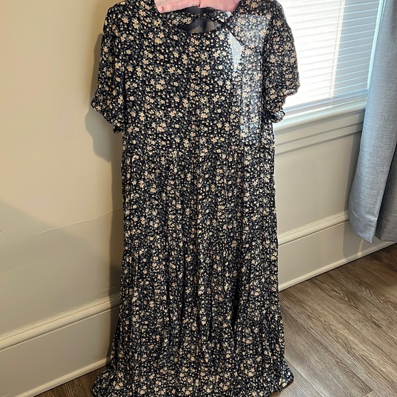 American Eagle Outfitters Dresses & Skirts - AE Maxi dress